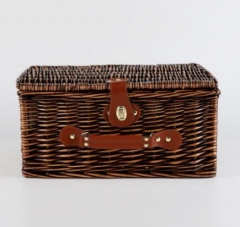 full willow picnic basket service for 4
